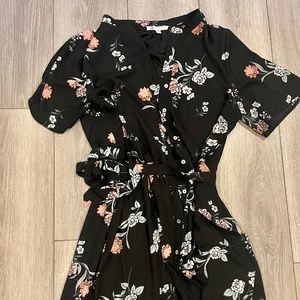 DR2 floral mini shirtdress size M